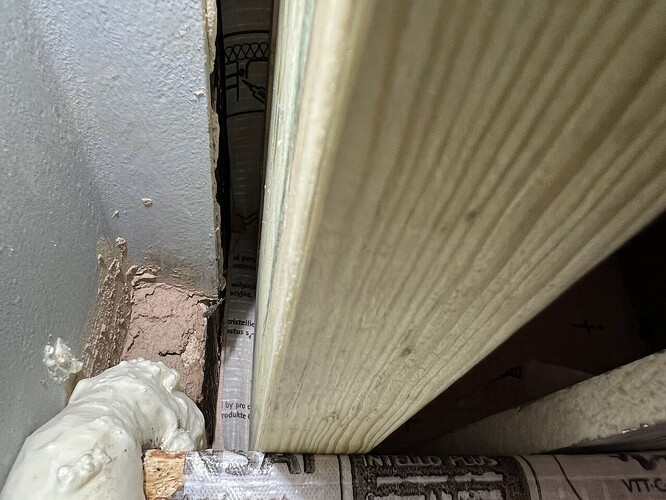 kitchen wall junction sealed with Illbruck FM330 - 1