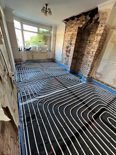UFH and screed - 3