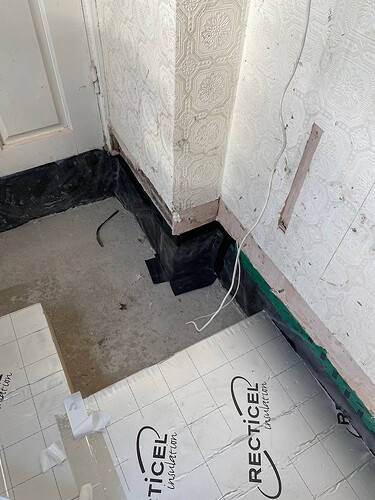 Installed UF insulation - 1